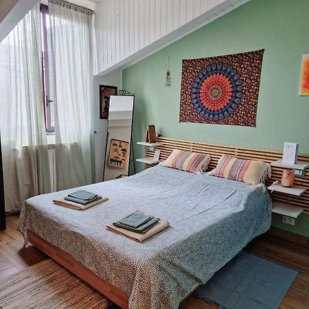 Into The World Apartment Милано Екстериор снимка
